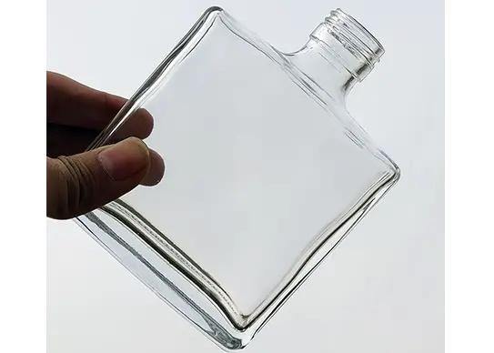 150ml Rectangular Extra White Flint Short Neck Rum Bottl