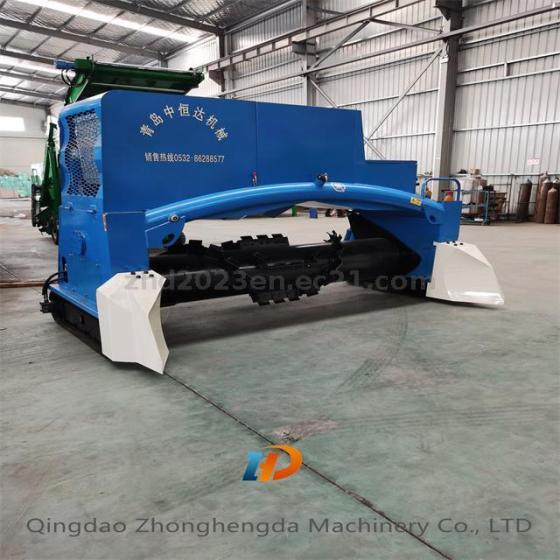 A Fully Hydraulic Crawler Windrow Compost Turner