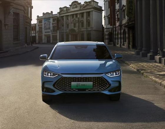Byd Han DM-i Champion Edition 121km Distinguished Model