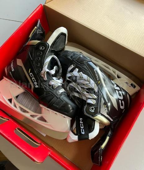 CCM Tacks As-v Ice Hockey Skates