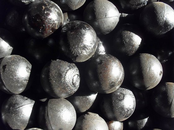 CR11-27% High Chrome Cast Grinding Ball