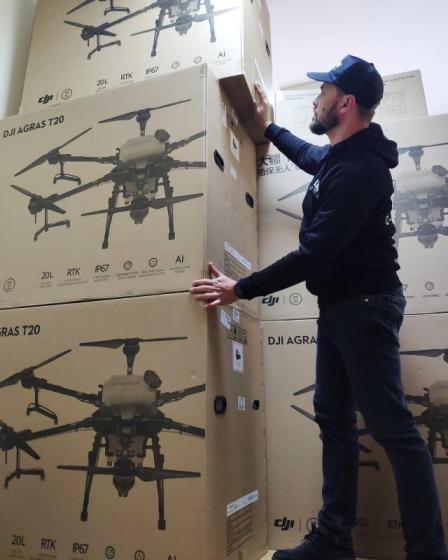 DJI Agras T20 + 4 Batteries + 1 Charging Station (Combo)