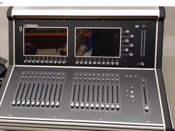 DiGiCo S21 Digital Mixing Console with 48 Flexi-Channels