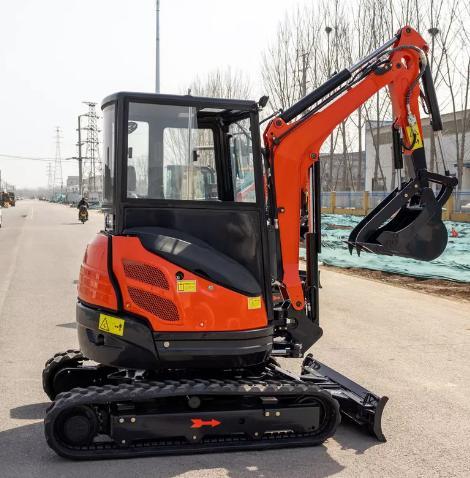 EPA Euro 5 Engine 2.5 T Mini Excavator Compact Digger 20HP Po