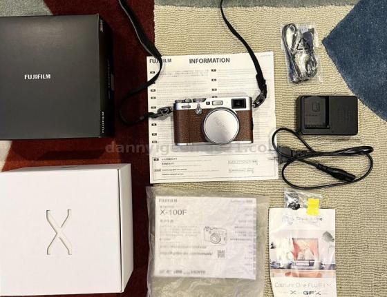 FUJIFILM X100F Digital Camera (Brown)