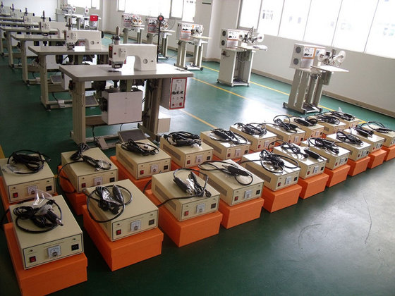 Ultrasonic Point Welding Machine (HD-LHTZ2806)